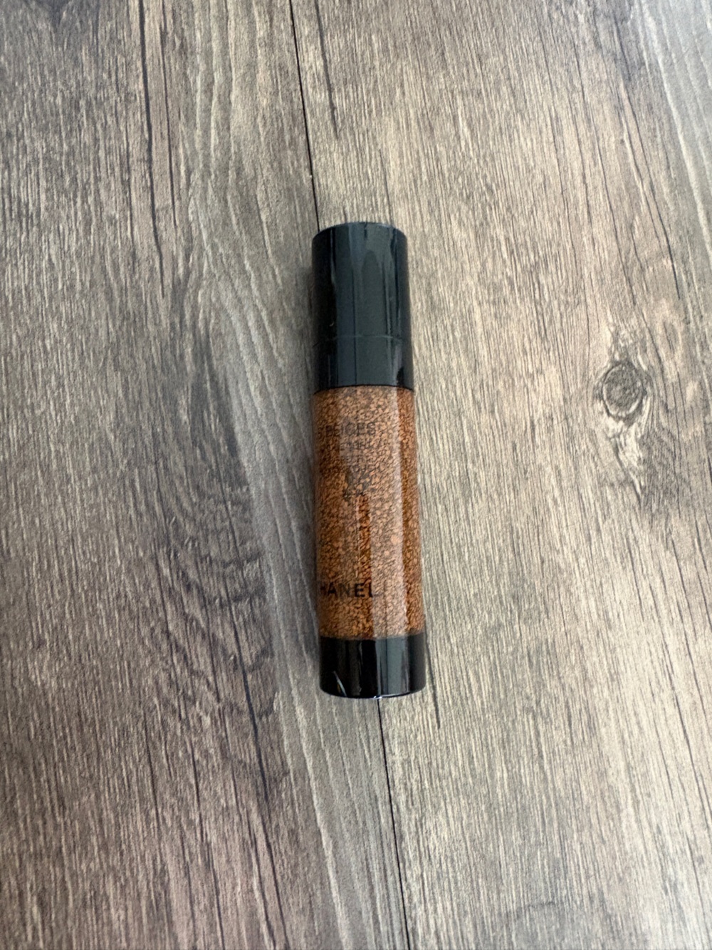 CHANEL B130 Les Beiges waterfresh complexion Touch B130